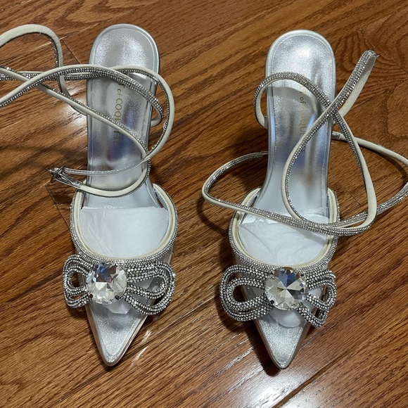 Cult of Coquette Ella Double Bow Clear Glass heels size 6 with Crystal ankle tie - Picture 4 of 6